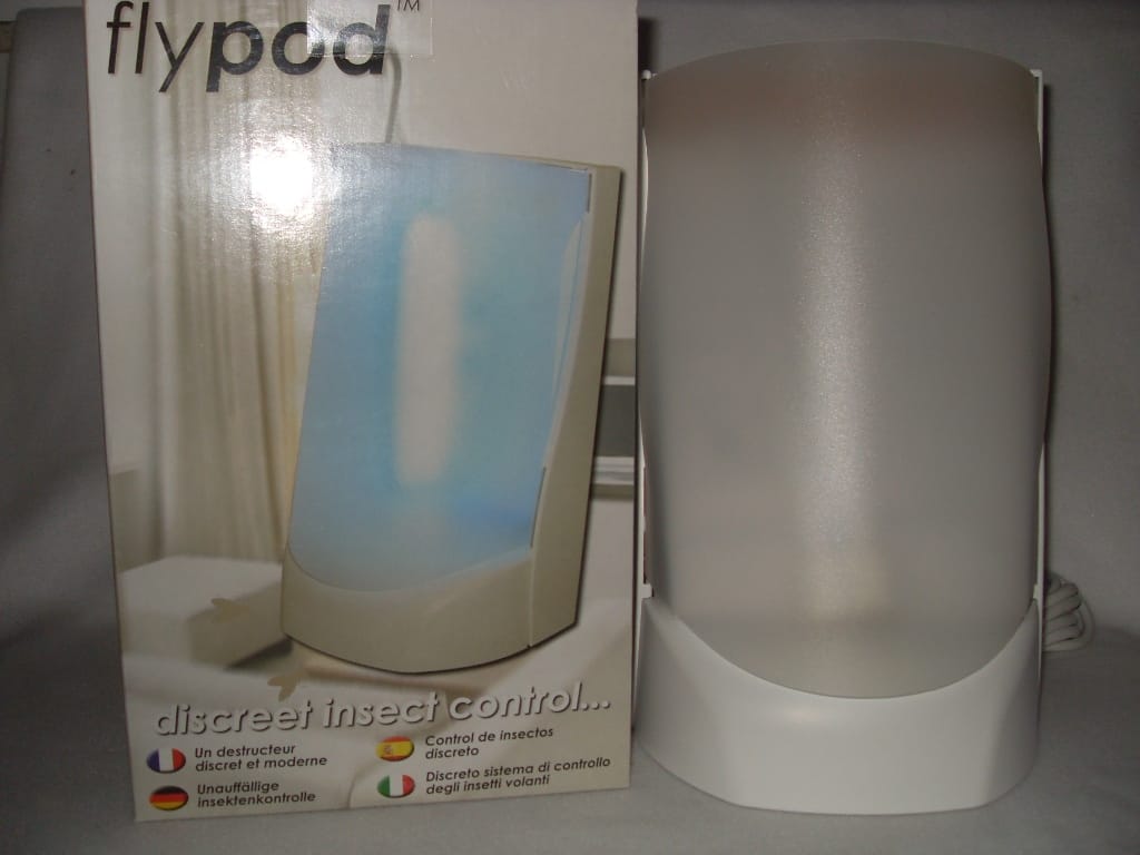 Flypod Discreet Fly Light Trap ZF050 Flypod Discreet Fly Light Trap ZF050