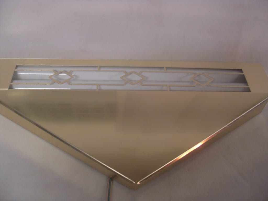 Gilbert 2000GT Flying Venus Light Trap - White - Brass Gilbert 2000GT Flying Venus Light Trap - White - Brass
