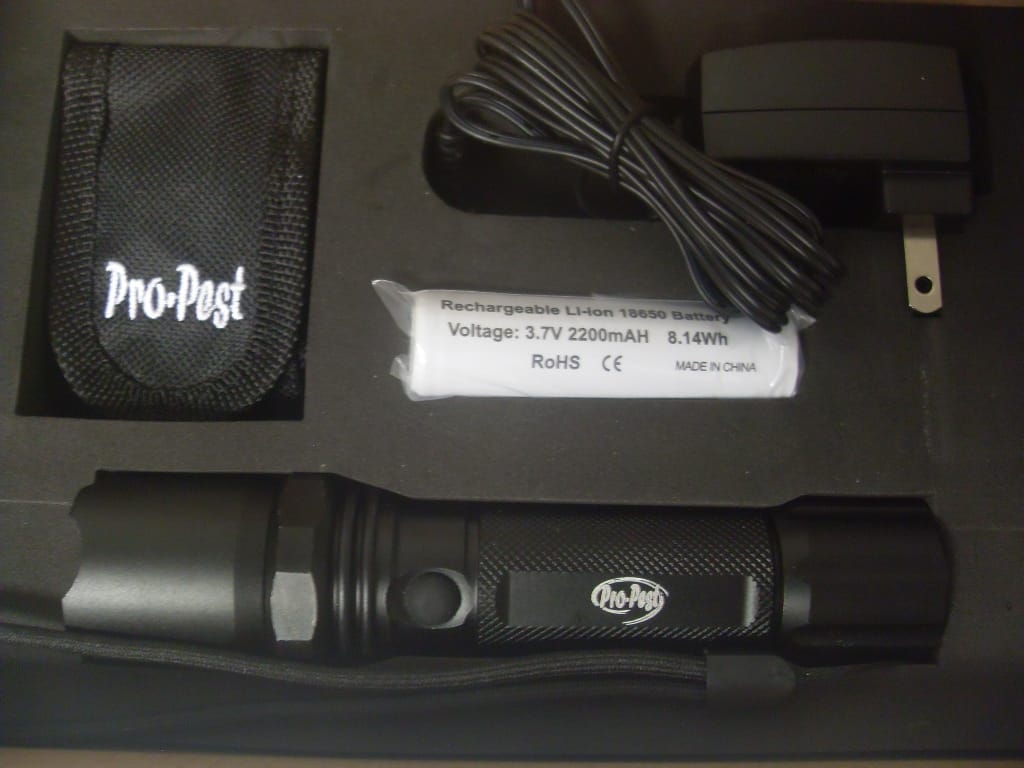 Pro-Pest 3 Watt LED UV Rechargeable Flashlight Pro-Pest 3 Watt LED UV Rechargeable Flashlight
