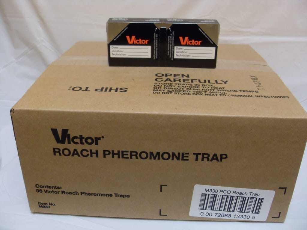 Victor Roach Pheromone Traps (M330) Victor Roach Pheromone Traps (M330)