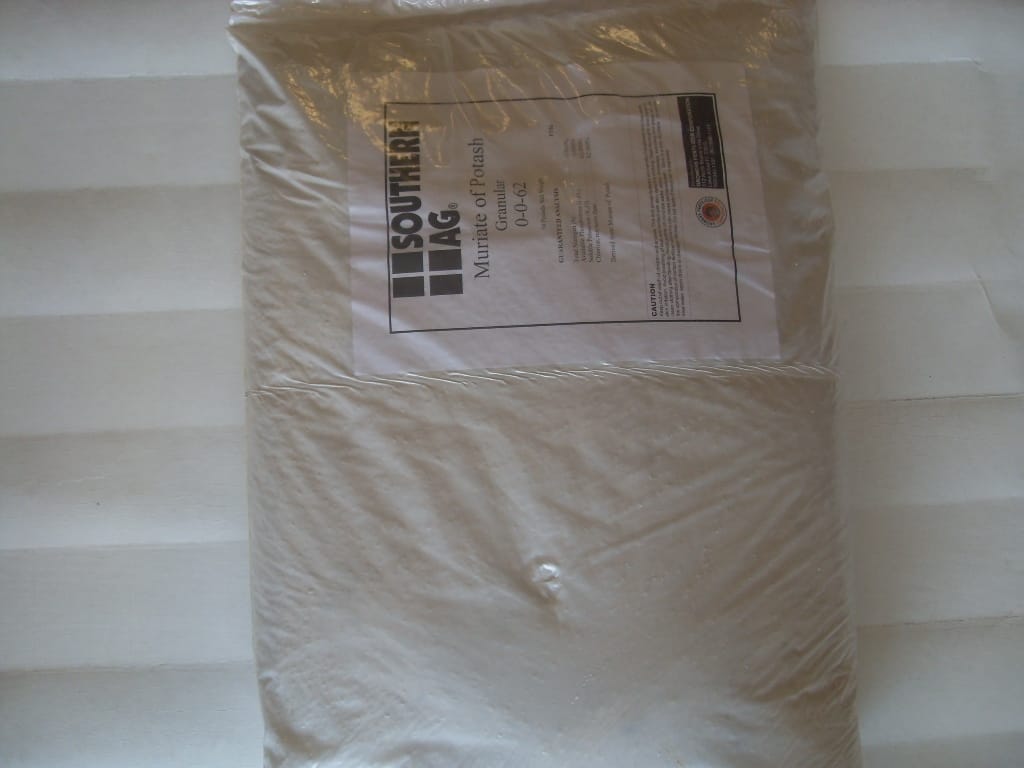 MOP Muriate of Potash Soluble Fertilizer 0-0-60 - 50 Lbs MOP Muriate of Potash Soluble Fertilizer 0-0-60 - 50 Lbs