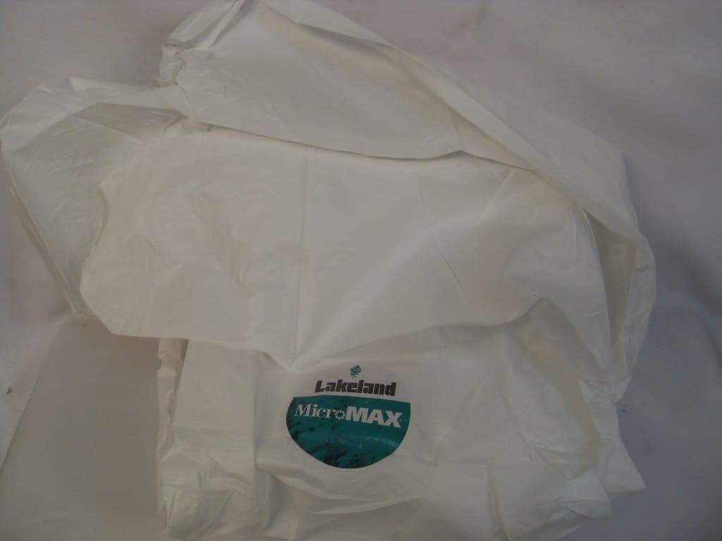 Tyvek Coveralls Disposable Spray Suit w/ Hood & Boots - XLarge Tyvek Coveralls Disposable Spray Suit w/ Hood & Boots - XLarge